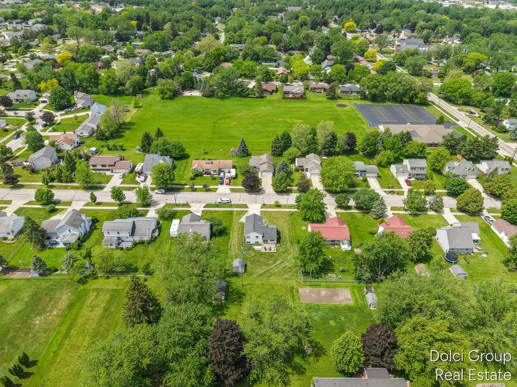 233 Jennifer Lane Holland City MI 49423