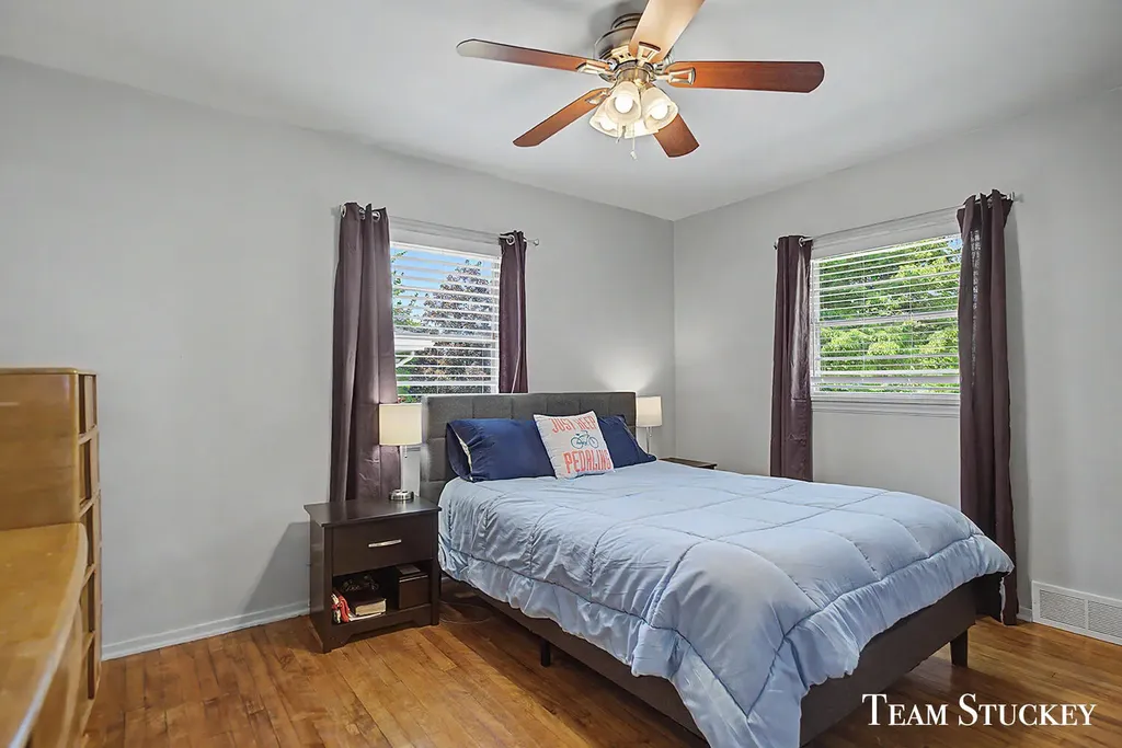 216 Boltwood Drive NE Grand Rapids City MI 49505
