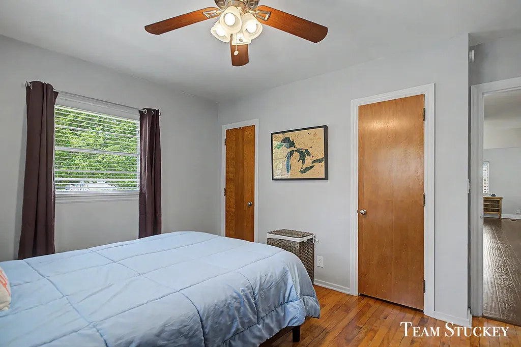 216 Boltwood Drive NE Grand Rapids City MI 49505