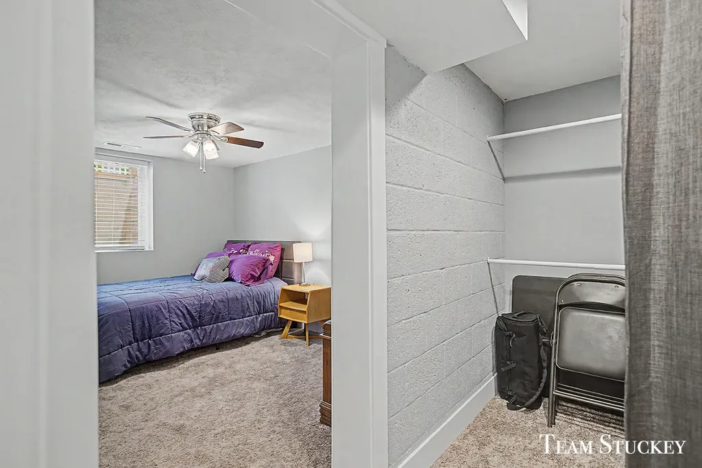 216 Boltwood Drive NE Grand Rapids City MI 49505