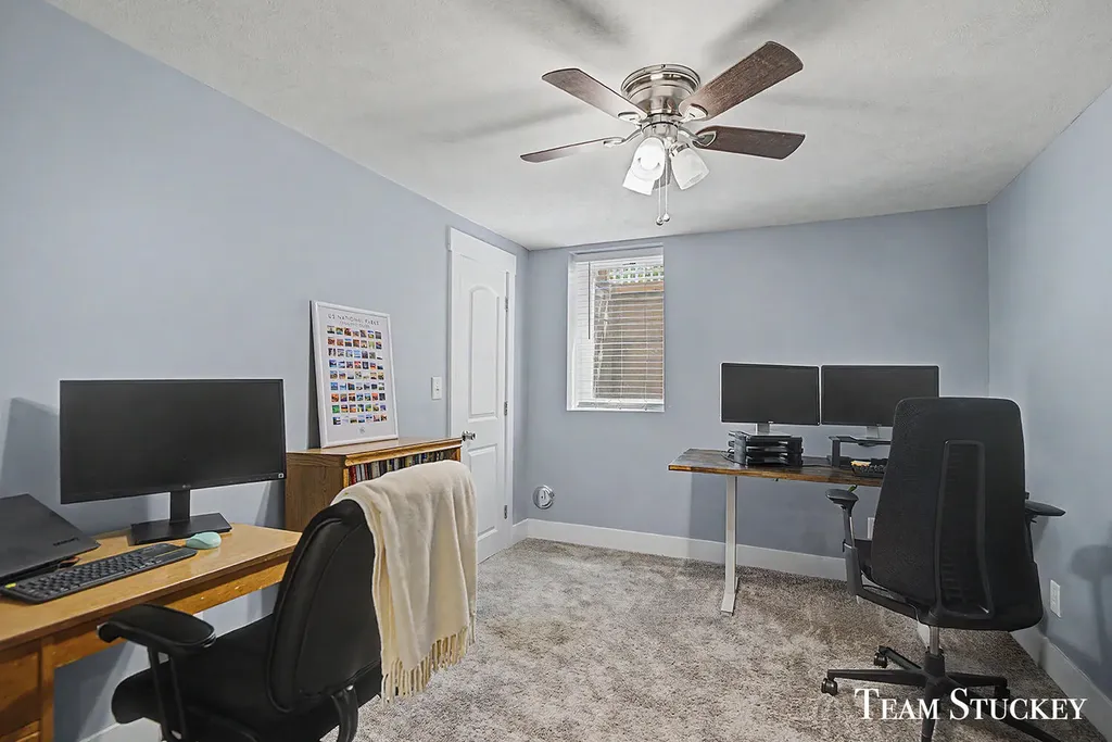 216 Boltwood Drive NE Grand Rapids City MI 49505