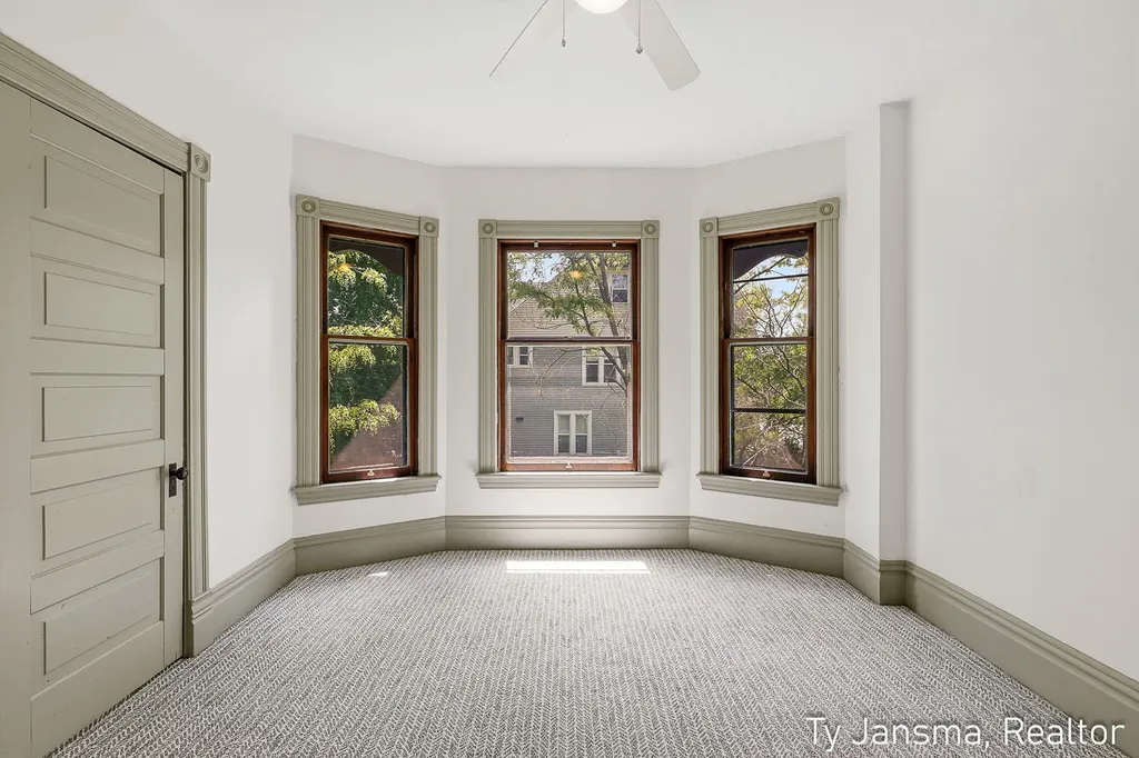 624-628 Prospect Avenue SE Grand Rapids City MI 49503