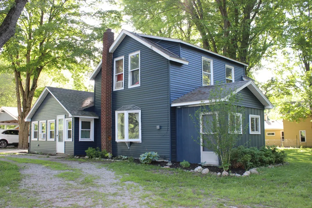 3727 S Ravenna Road Ravenna Village MI 49451