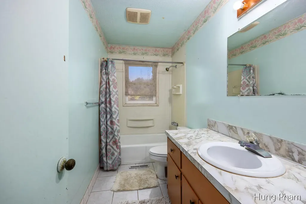 3542 Wedgewood Drive SW Wyoming City MI 49519