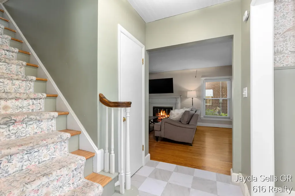 1853 Leonard Street NW Grand Rapids City MI 49504