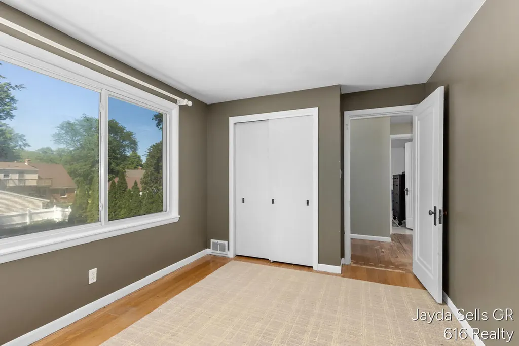 1853 Leonard Street NW Grand Rapids City MI 49504