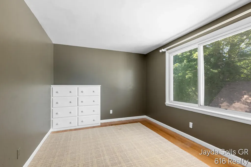 1853 Leonard Street NW Grand Rapids City MI 49504