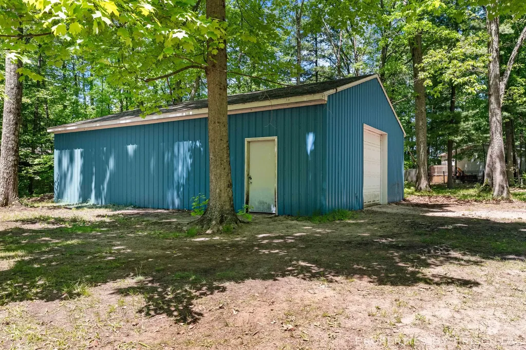 4457 S Croton Hardy Drive Big Prairie Township MI 49337
