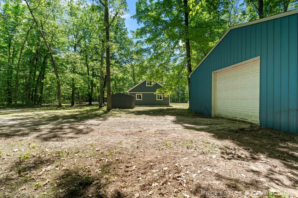4457 S Croton Hardy Drive Big Prairie Township MI 49337
