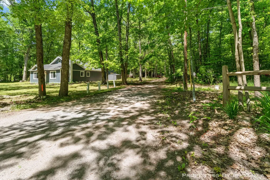 4457 S Croton Hardy Drive Big Prairie Township MI 49337