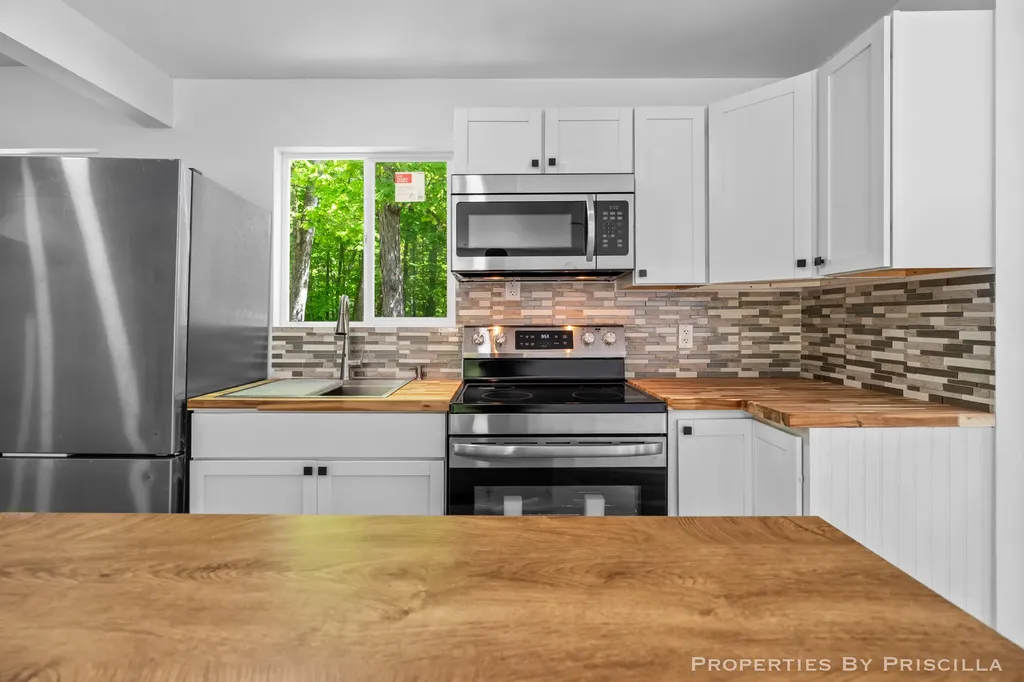4457 S Croton Hardy Drive Big Prairie Township MI 49337
