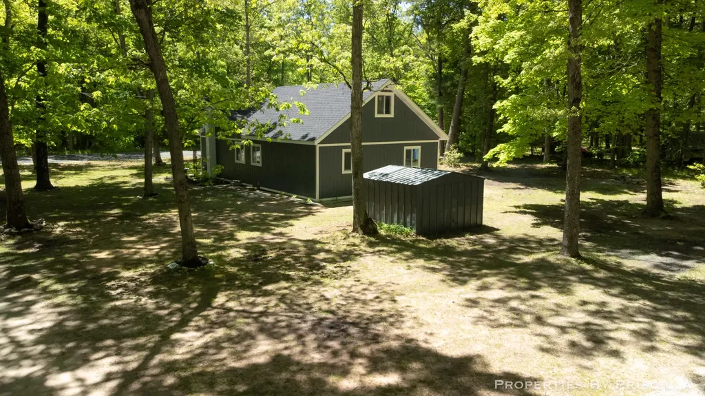4457 S Croton Hardy Drive Big Prairie Township MI 49337