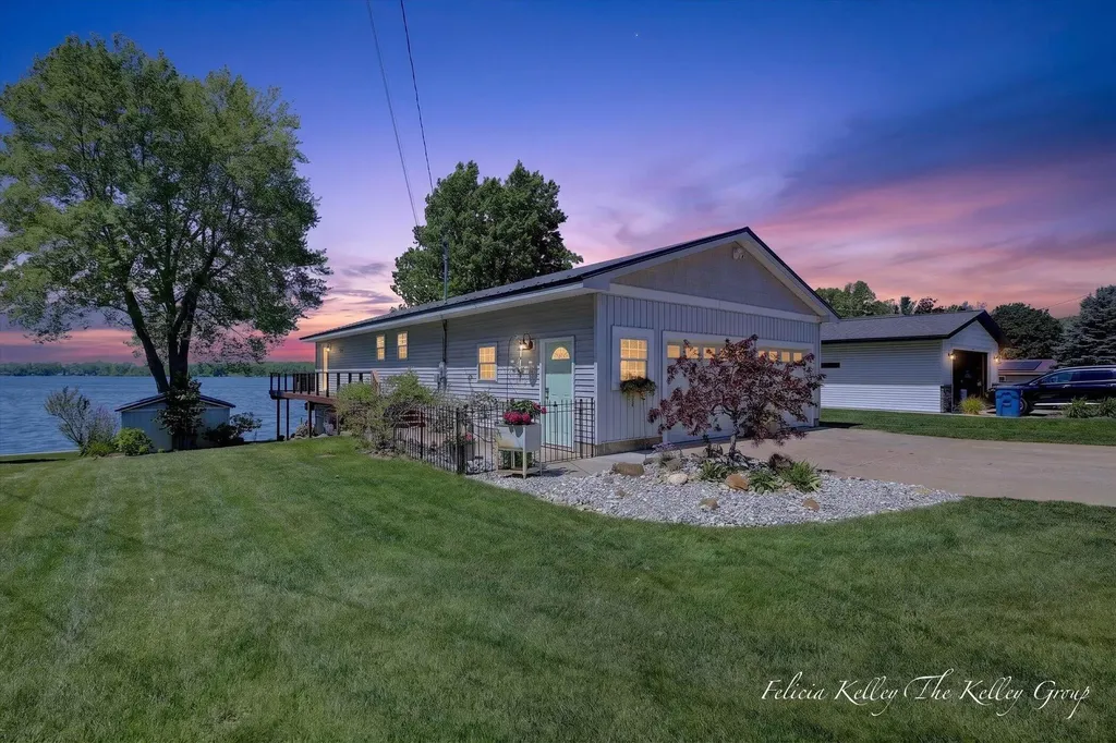 17230 Warrior Drive Winfield Township MI 49329