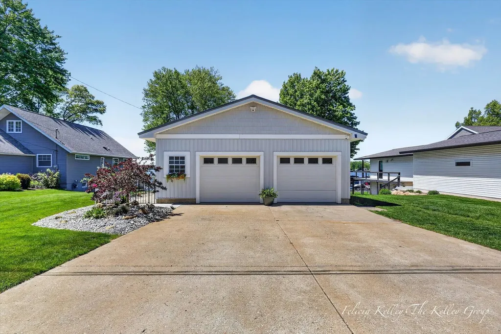 17230 Warrior Drive Winfield Township MI 49329