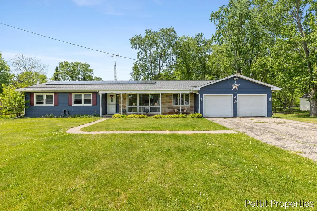 230 Creekview Drive Bedford Charter Township MI 49037