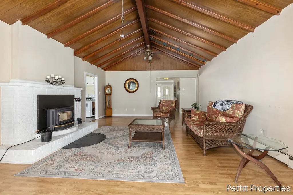 230 Creekview Drive Bedford Charter Township MI 49037