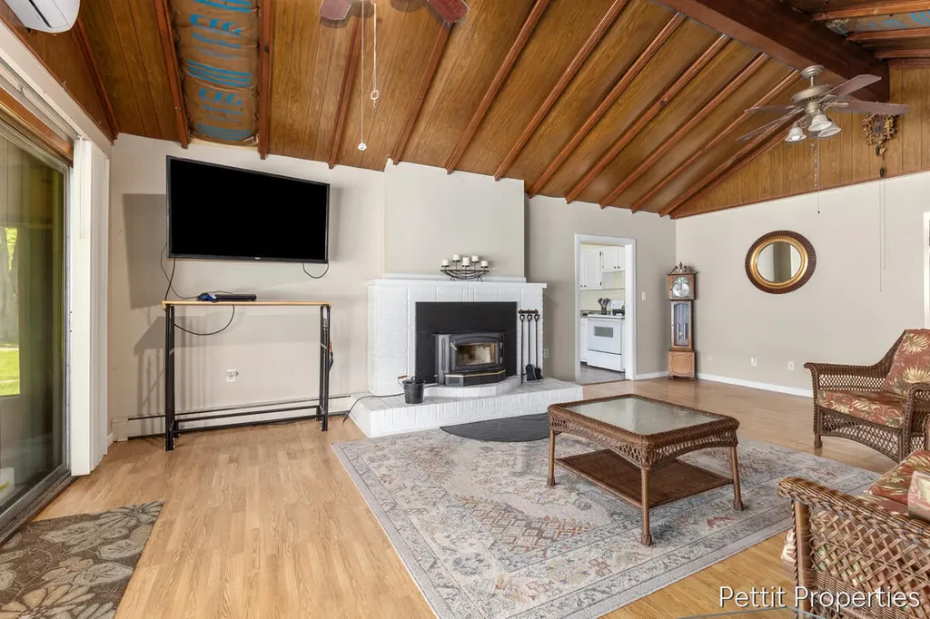 230 Creekview Drive Bedford Charter Township MI 49037
