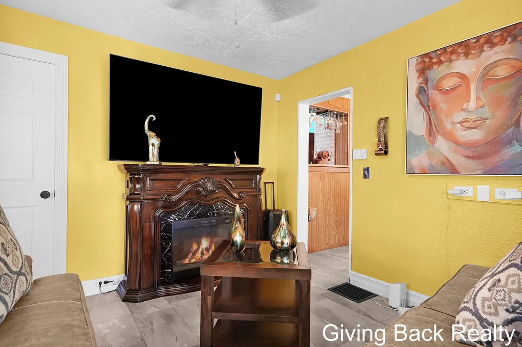 1100 Dallas Avenue SE Grand Rapids City MI 49507