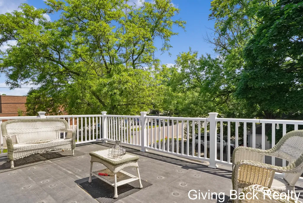 1100 Dallas Avenue SE Grand Rapids City MI 49507