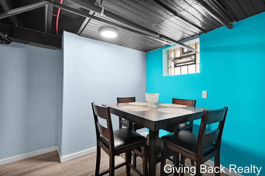 1100 Dallas Avenue SE Grand Rapids City MI 49507
