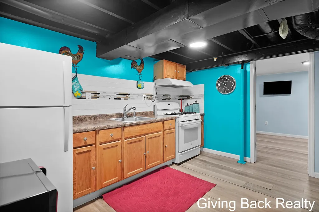 1100 Dallas Avenue SE Grand Rapids City MI 49507