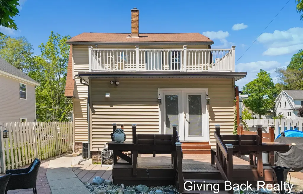 1100 Dallas Avenue SE Grand Rapids City MI 49507