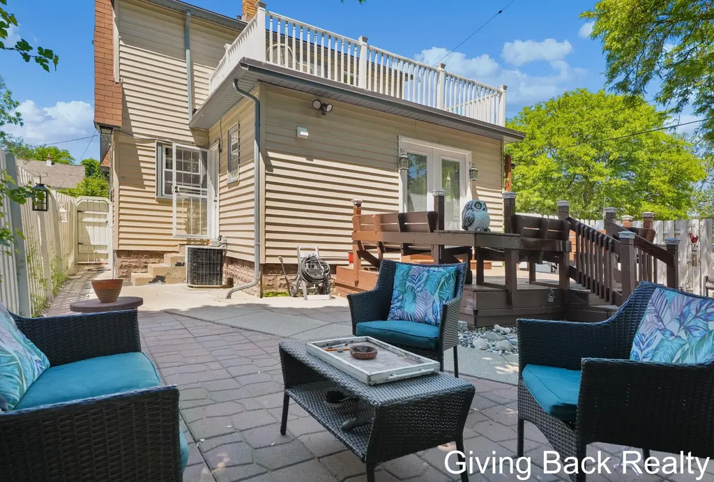 1100 Dallas Avenue SE Grand Rapids City MI 49507