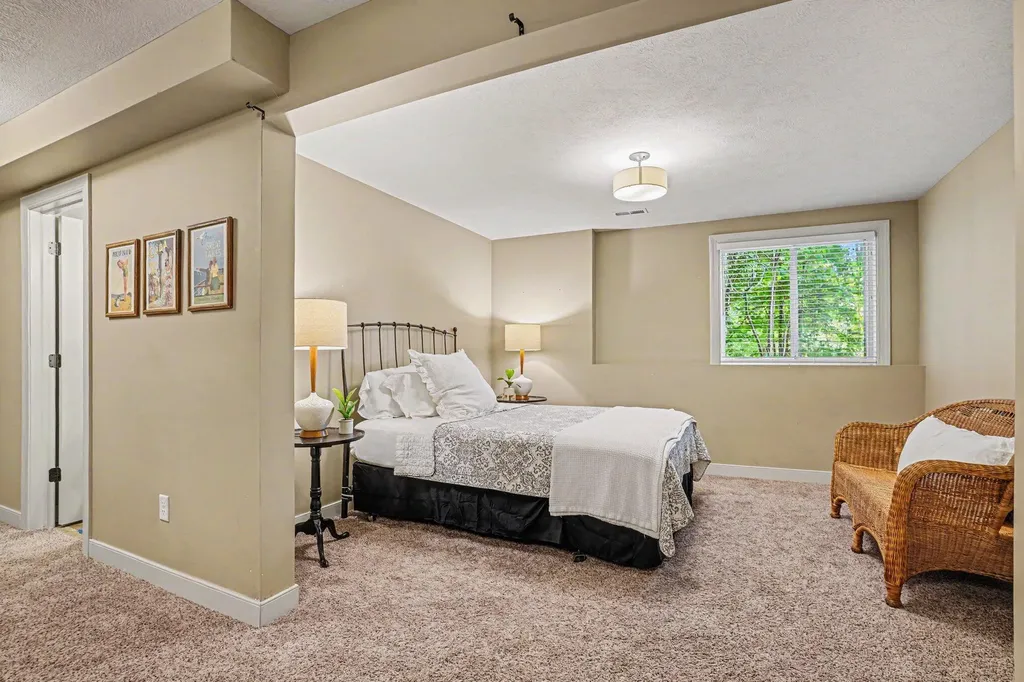 7082 S 10th Street Texas Charter Township MI 49009