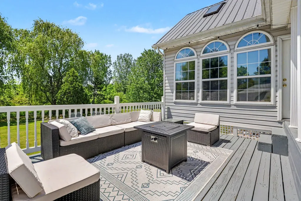 2945 W Lincoln Avenue Easton Township MI 48846