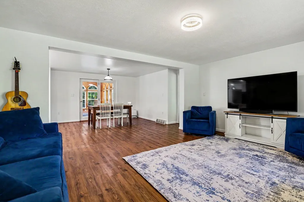 2945 W Lincoln Avenue Easton Township MI 48846