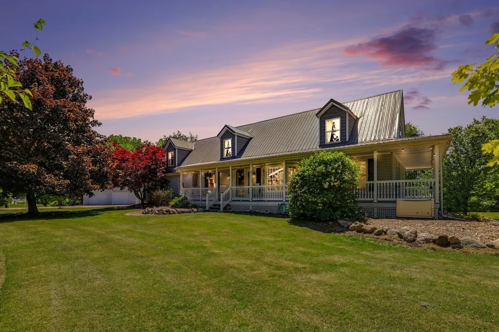 2945 W Lincoln Avenue Easton Township MI 48846