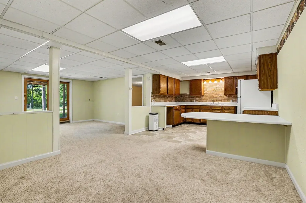 2945 W Lincoln Avenue Easton Township MI 48846