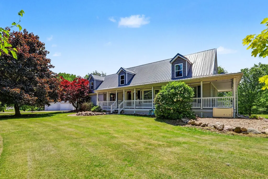 2945 W Lincoln Avenue Easton Township MI 48846