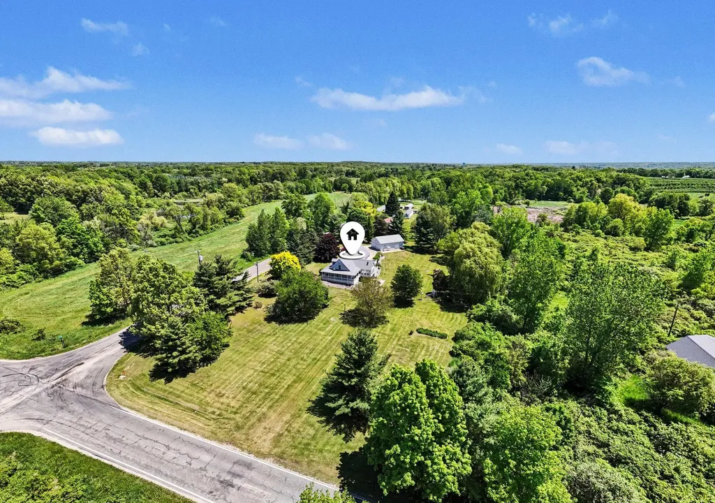 2945 W Lincoln Avenue Easton Township MI 48846