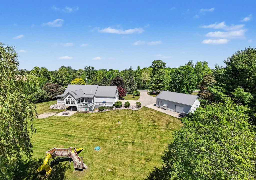 2945 W Lincoln Avenue Easton Township MI 48846