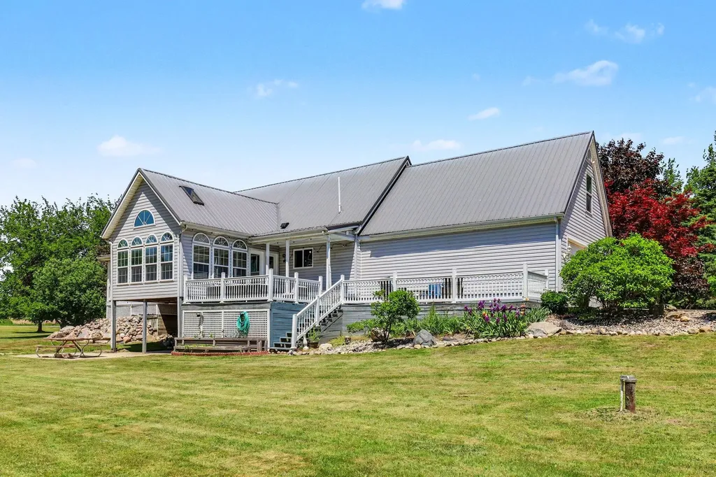 2945 W Lincoln Avenue Easton Township MI 48846