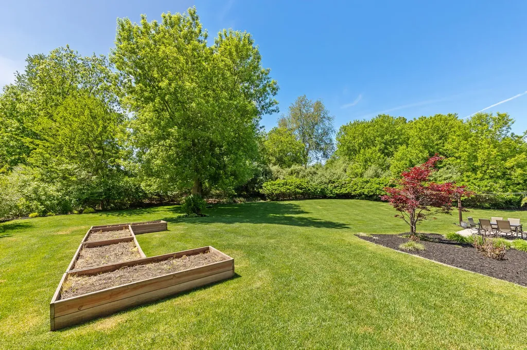 9579 Arrowcrest Drive NE Courtland Township MI 49341