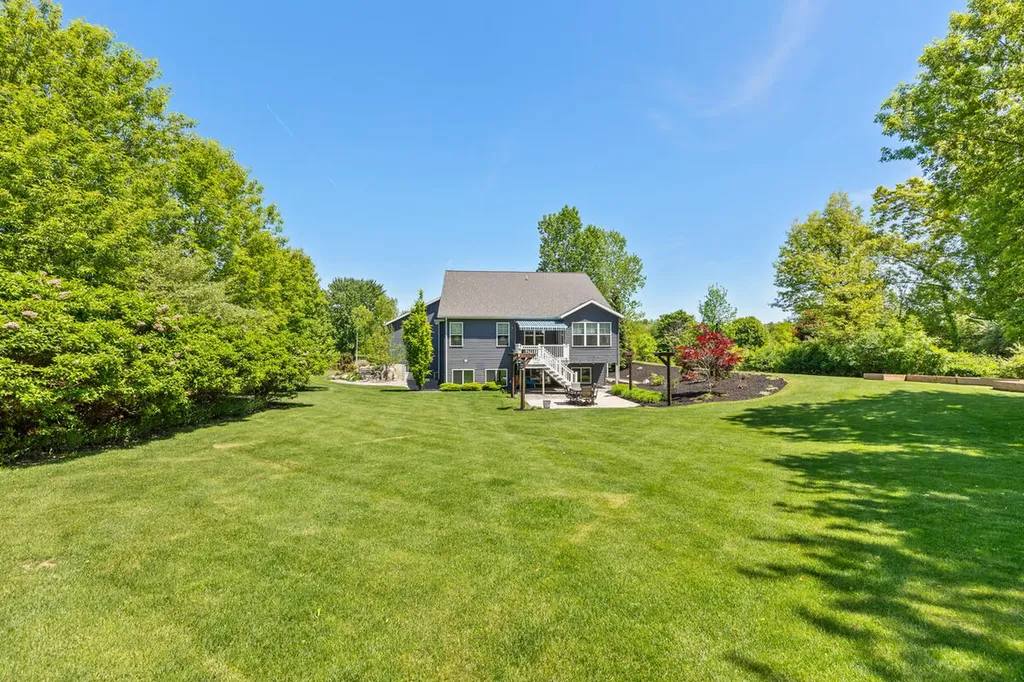 9579 Arrowcrest Drive NE Courtland Township MI 49341