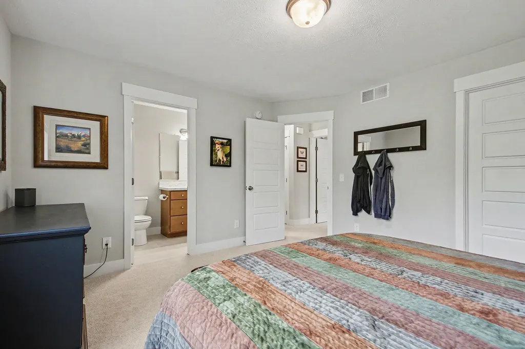 3474 Breezewood Court SE Kentwood City MI 49512