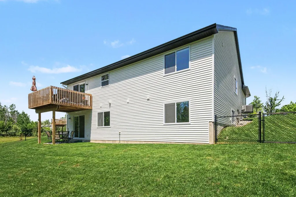 3474 Breezewood Court SE Kentwood City MI 49512