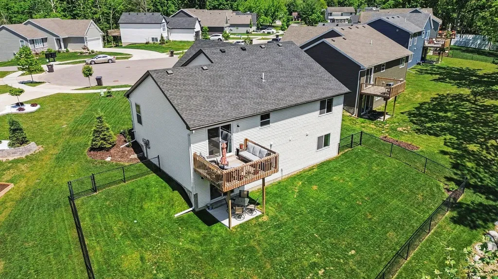 3474 Breezewood Court SE Kentwood City MI 49512