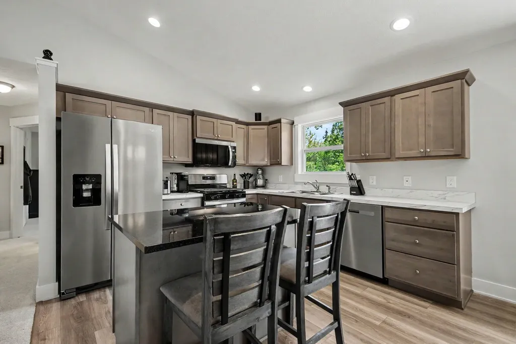 3474 Breezewood Court SE Kentwood City MI 49512