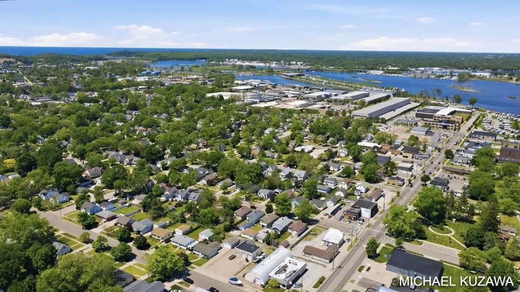 1438 Pennoyer Avenue Grand Haven City MI 49417