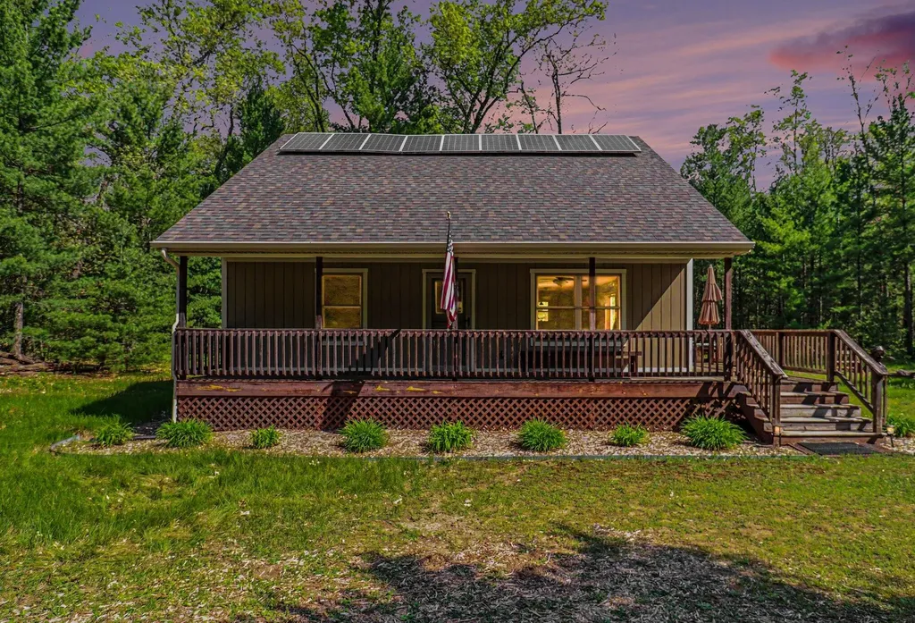 7766 E Bradshaw Branch Township MI 49402