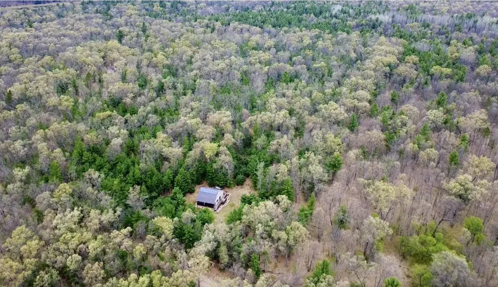 7766 E Bradshaw Branch Township MI 49402