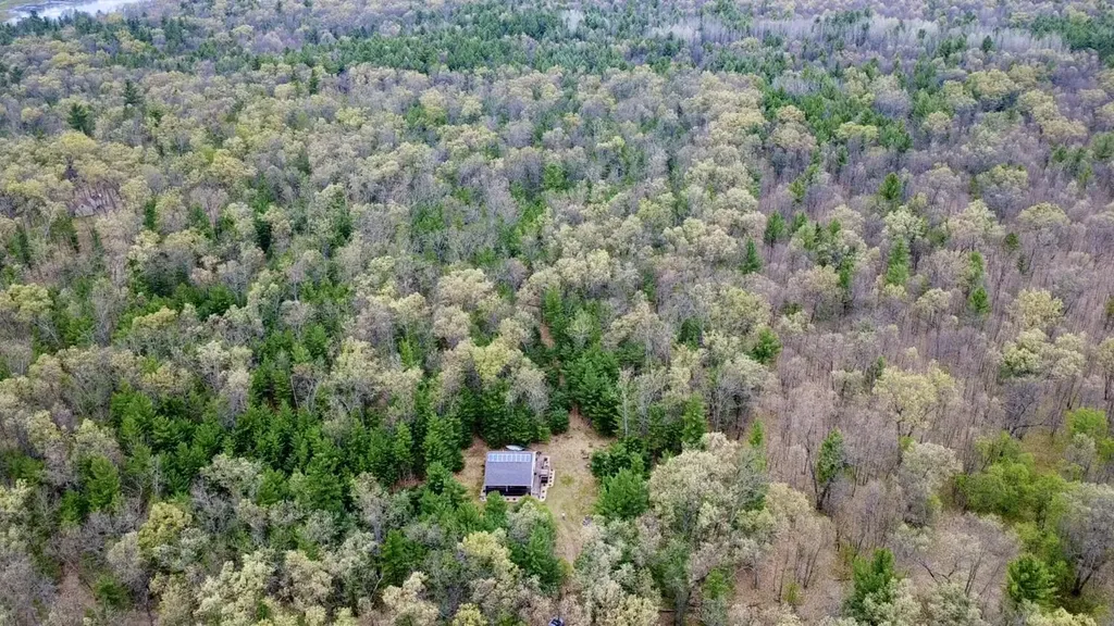 7766 E Bradshaw Branch Township MI 49402