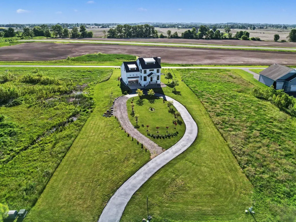 2906 Air Park Drive Zeeland Charter Township MI 49464