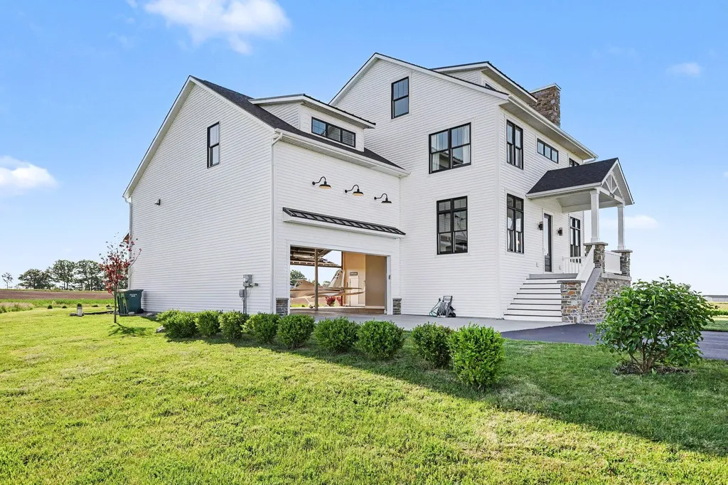 2906 Air Park Drive Zeeland Charter Township MI 49464