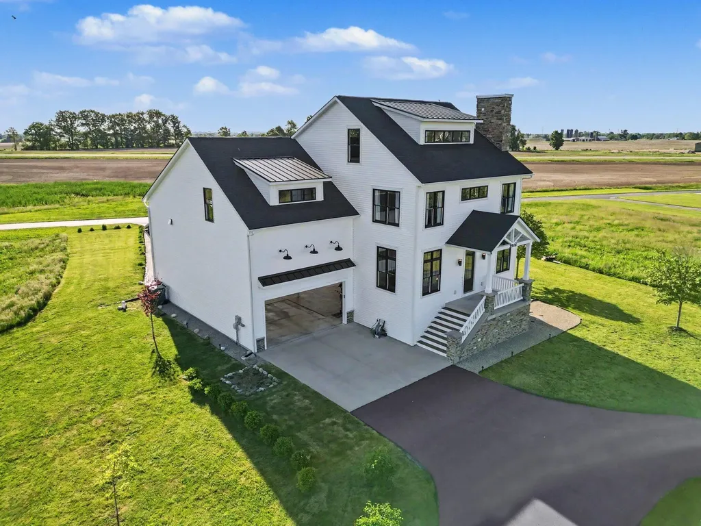 2906 Air Park Drive Zeeland Charter Township MI 49464