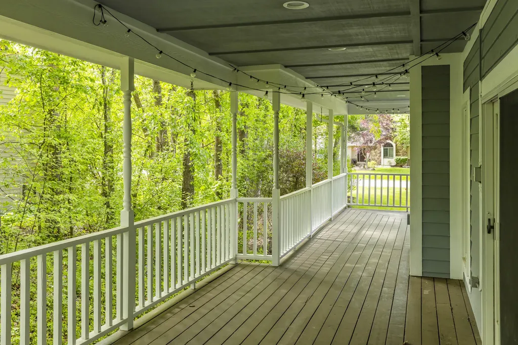 7799 Abby Lane SE Caledonia Township MI 49316